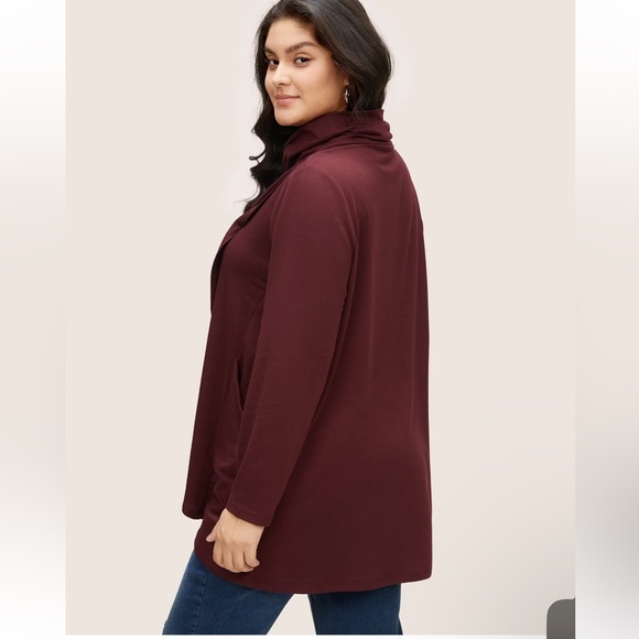 NWT BloomChic Solid Turtleneck Pocket Wrap Hem Sweatshirt - Picture 2 of 6